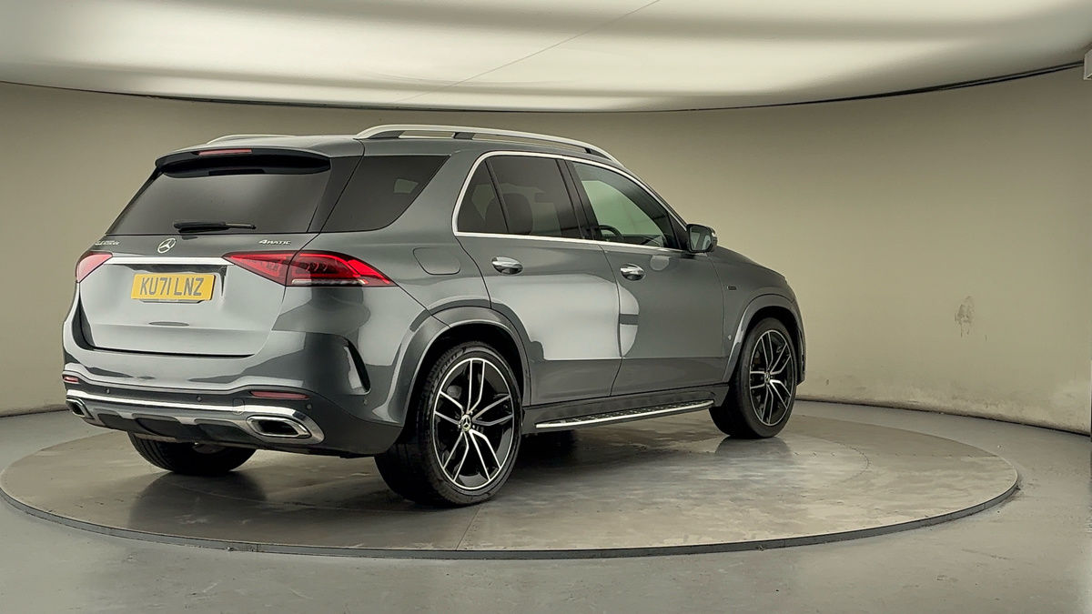 More views of Mercedes-Benz GLE