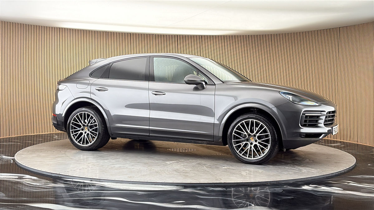 More views of Porsche Cayenne
