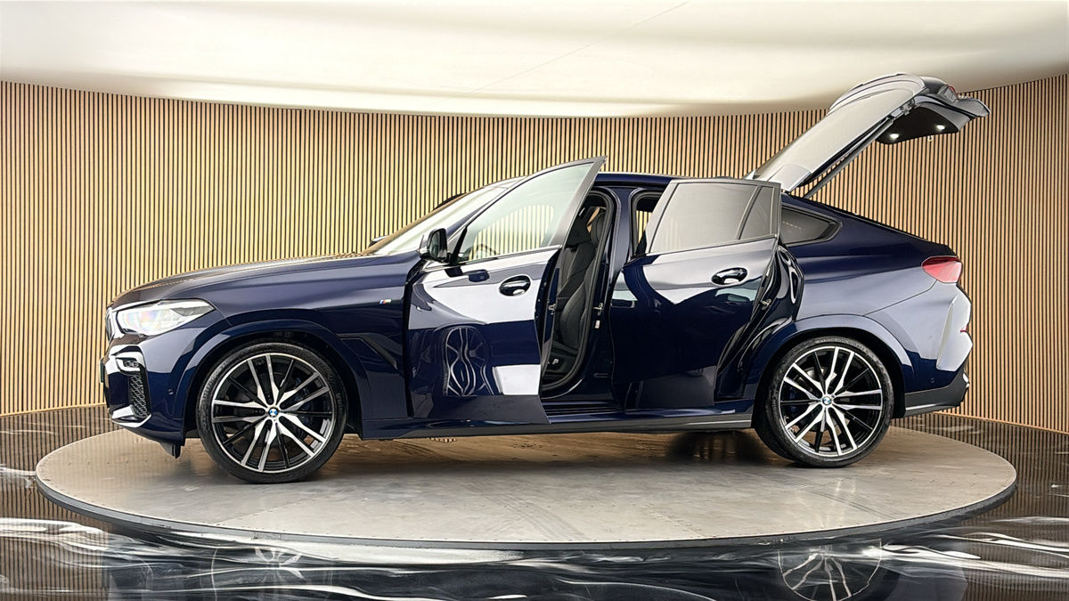 More views of BMW X6