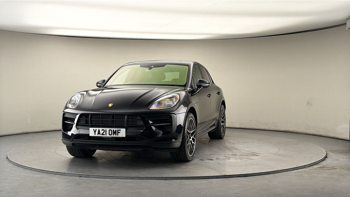 More views of Porsche Macan