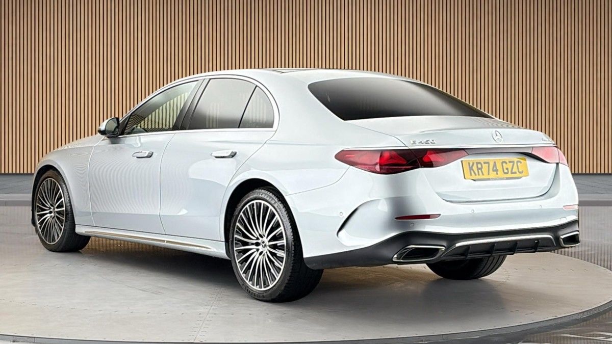 Mercedes-Benz E Class Image 2