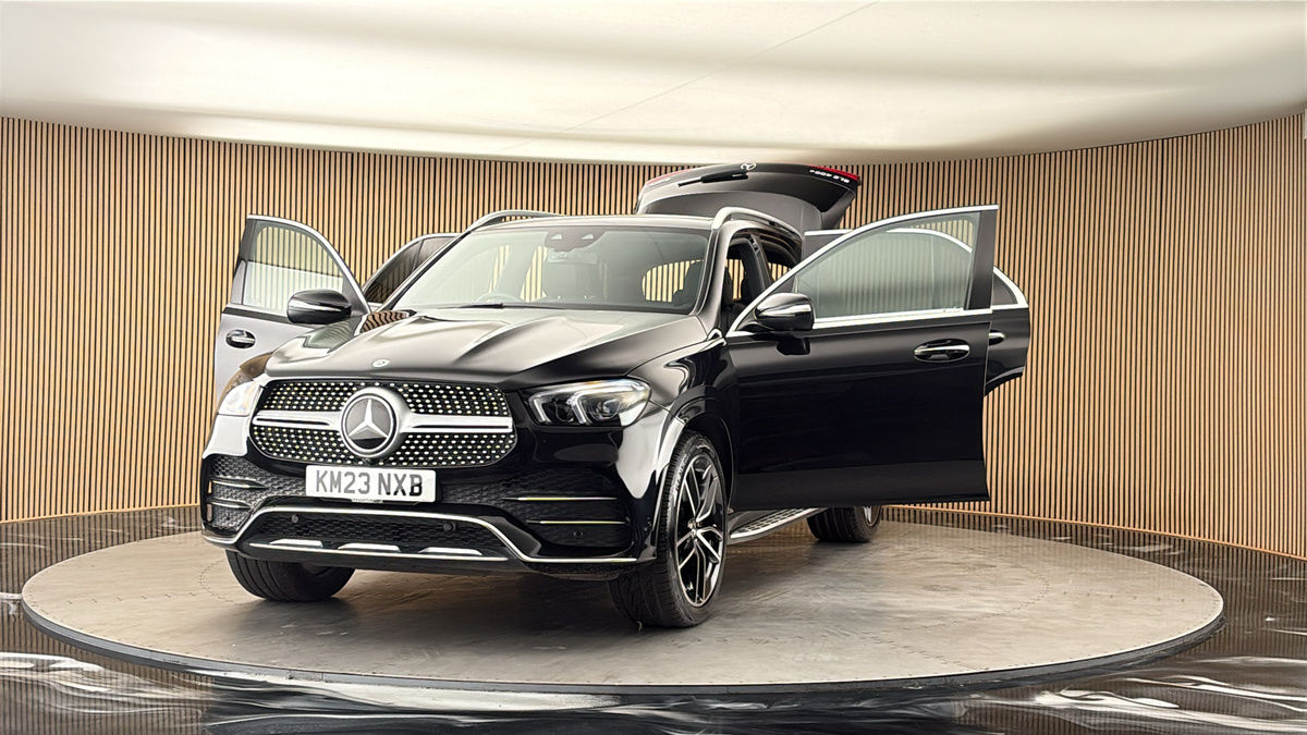 More views of Mercedes-Benz GLE