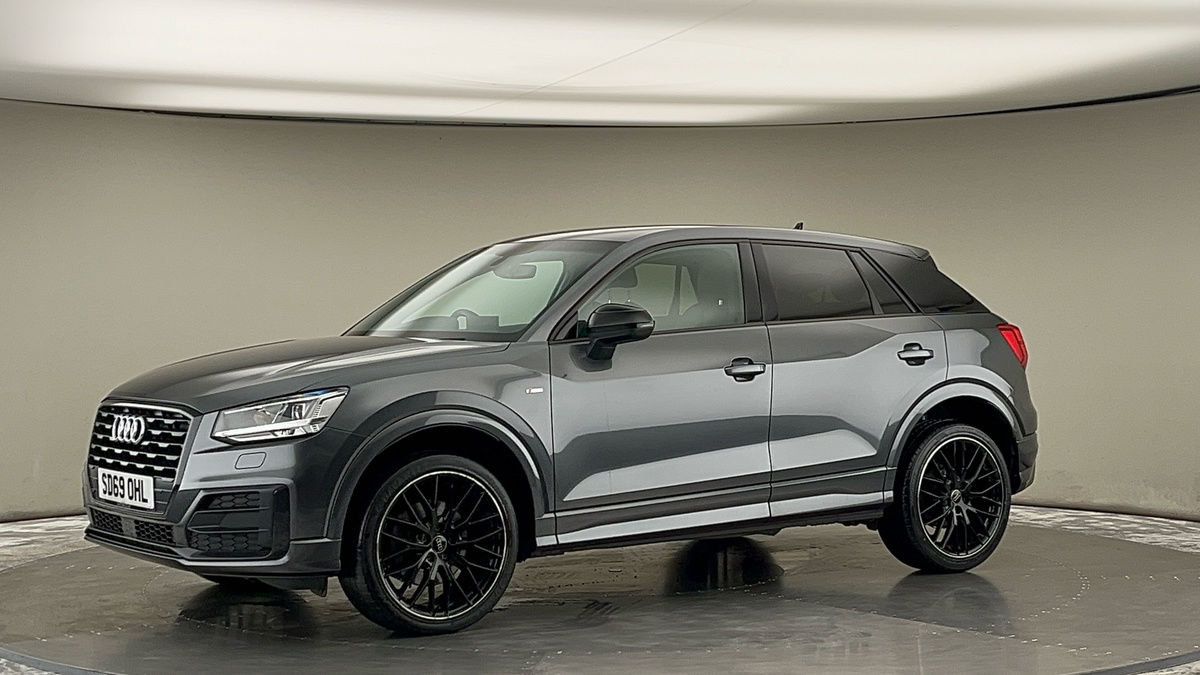 More views of Audi Q2