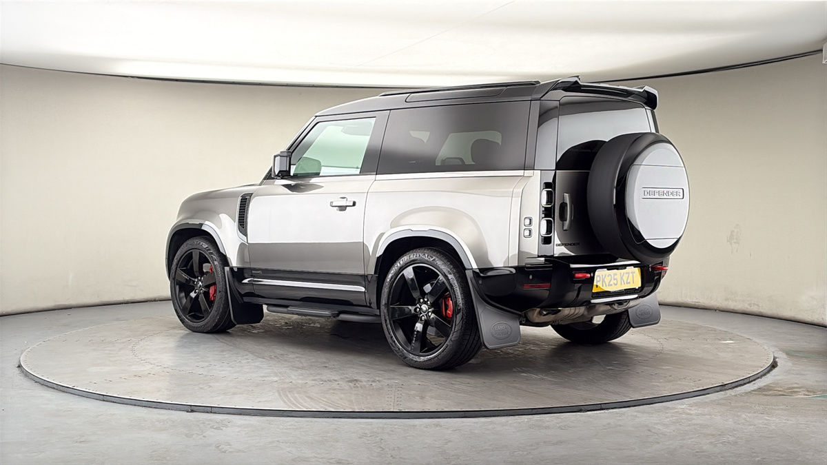 More views of Land Rover Defender 90