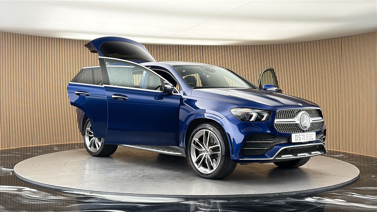 More views of Mercedes-Benz GLE