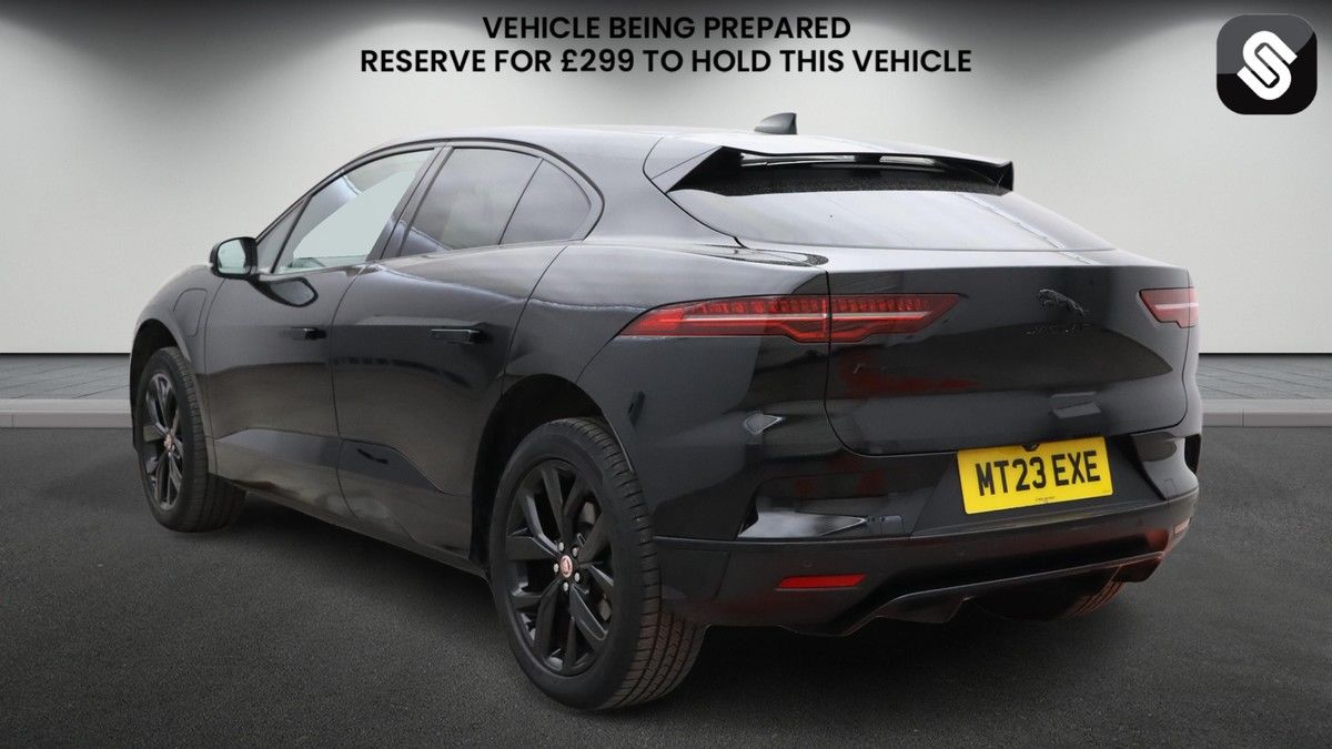 Jaguar I-PACE Image 3