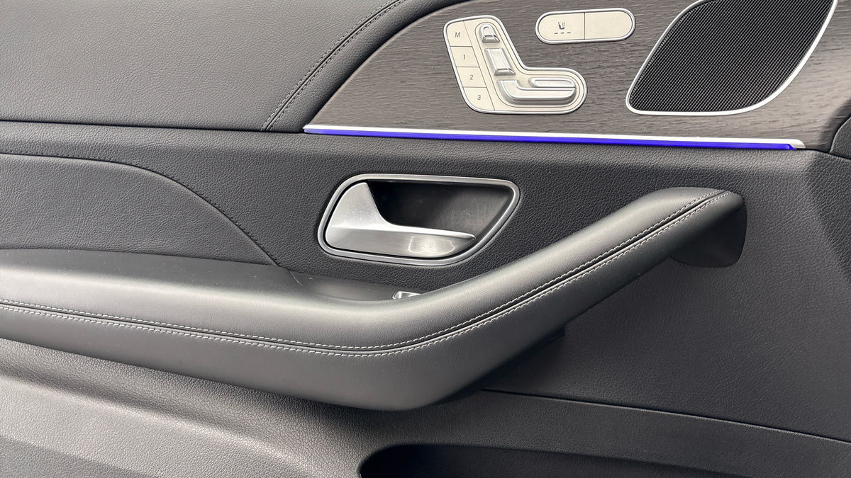 Mercedes-Benz GLE Image 19