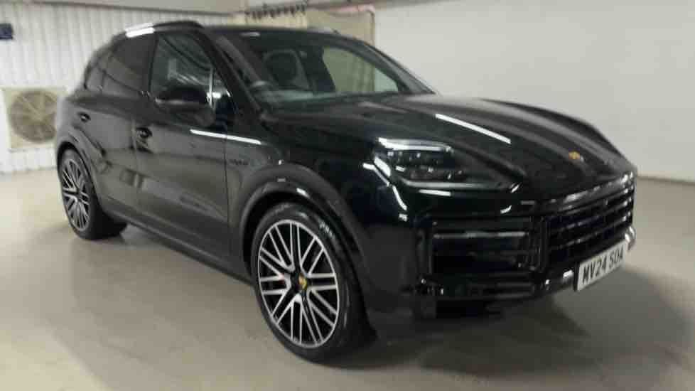 More views of Porsche Cayenne