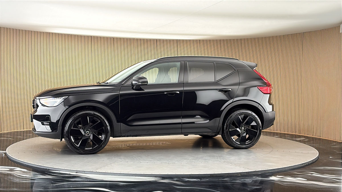 More views of Volvo XC40