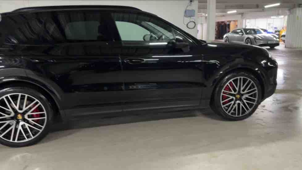 More views of Porsche Cayenne