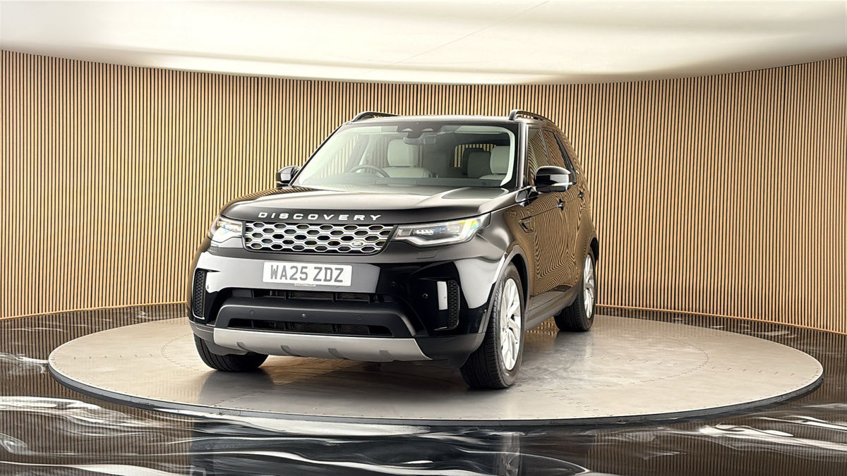 More views of Land Rover Discovery