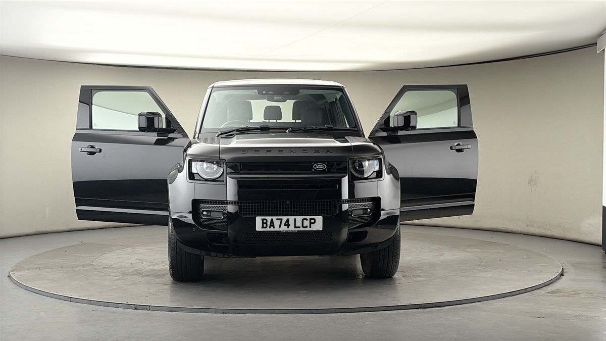 More views of Land Rover Defender 90