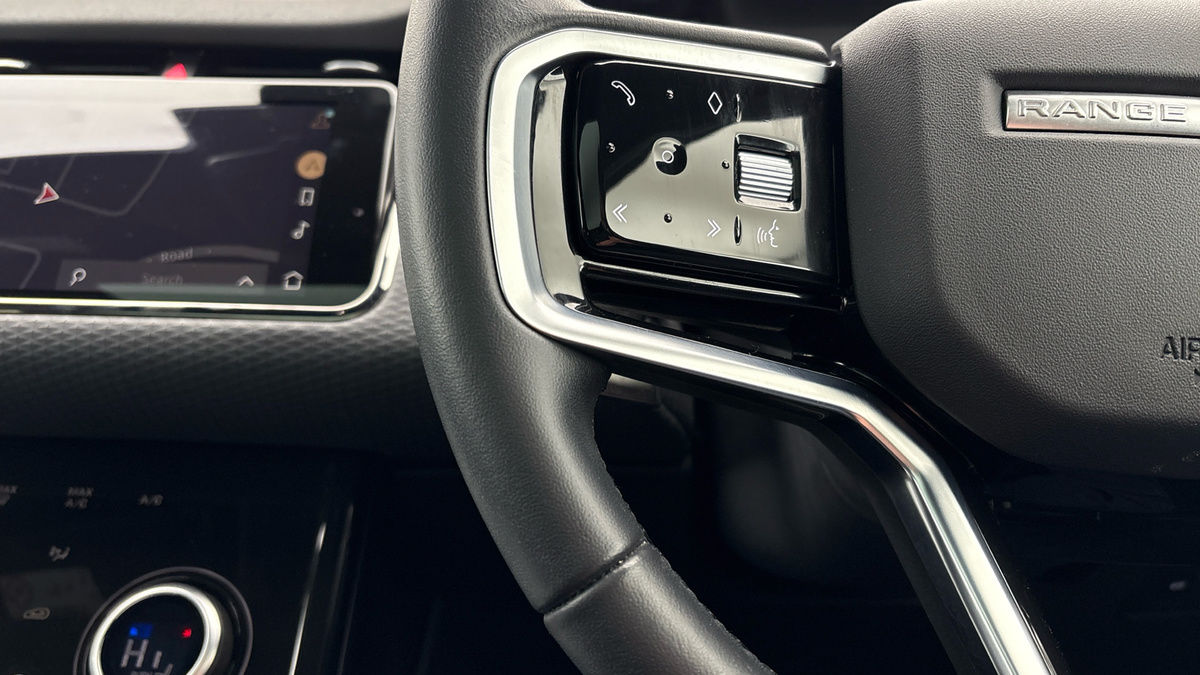 Land Rover Range Rover Evoque Image 25