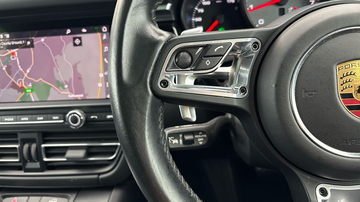 Porsche Macan Image 13