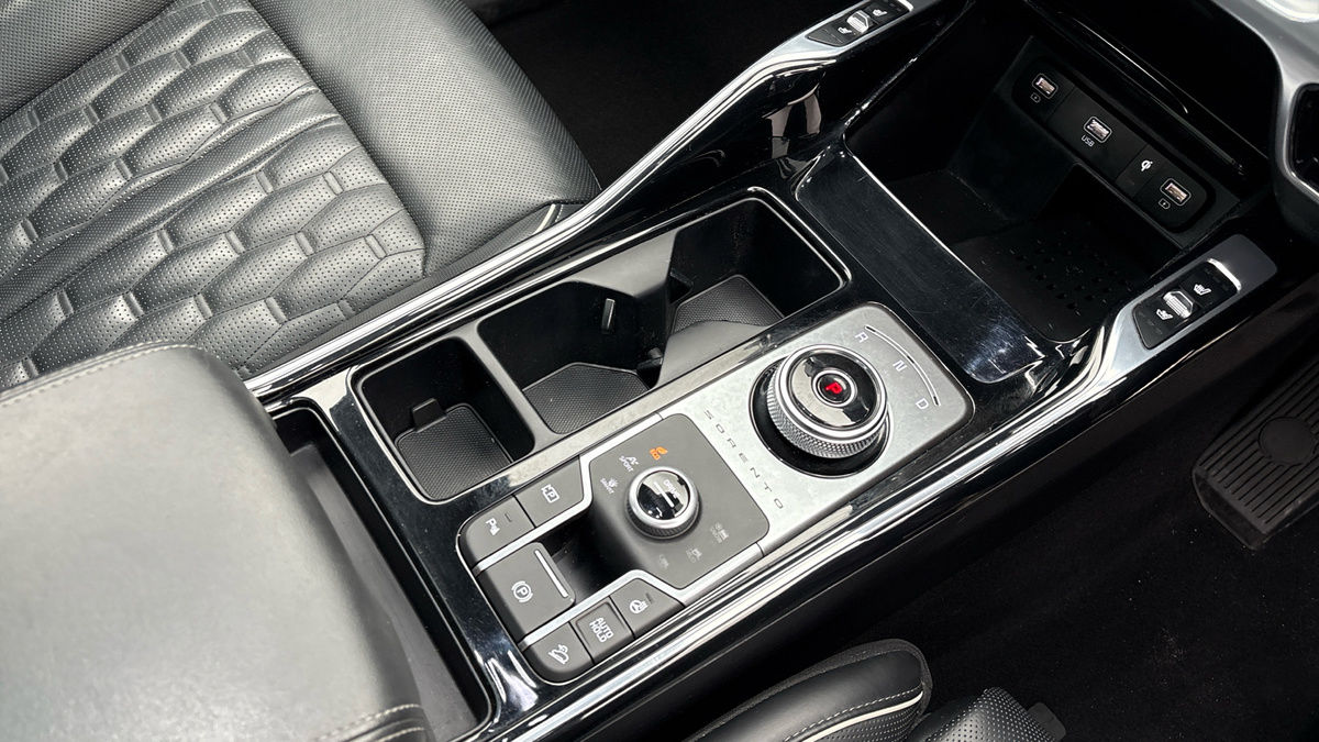 Kia Sorento Image 18