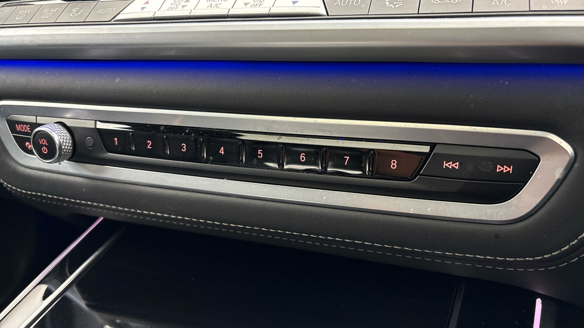 BMW X7 Image 26