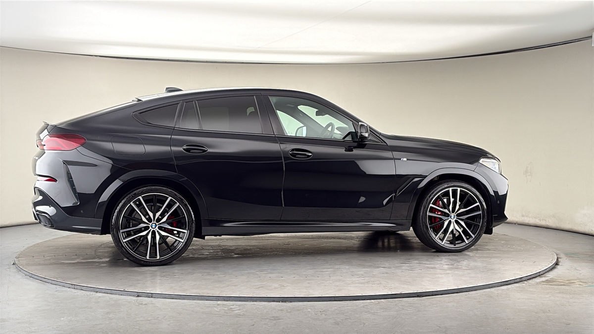 More views of BMW X6