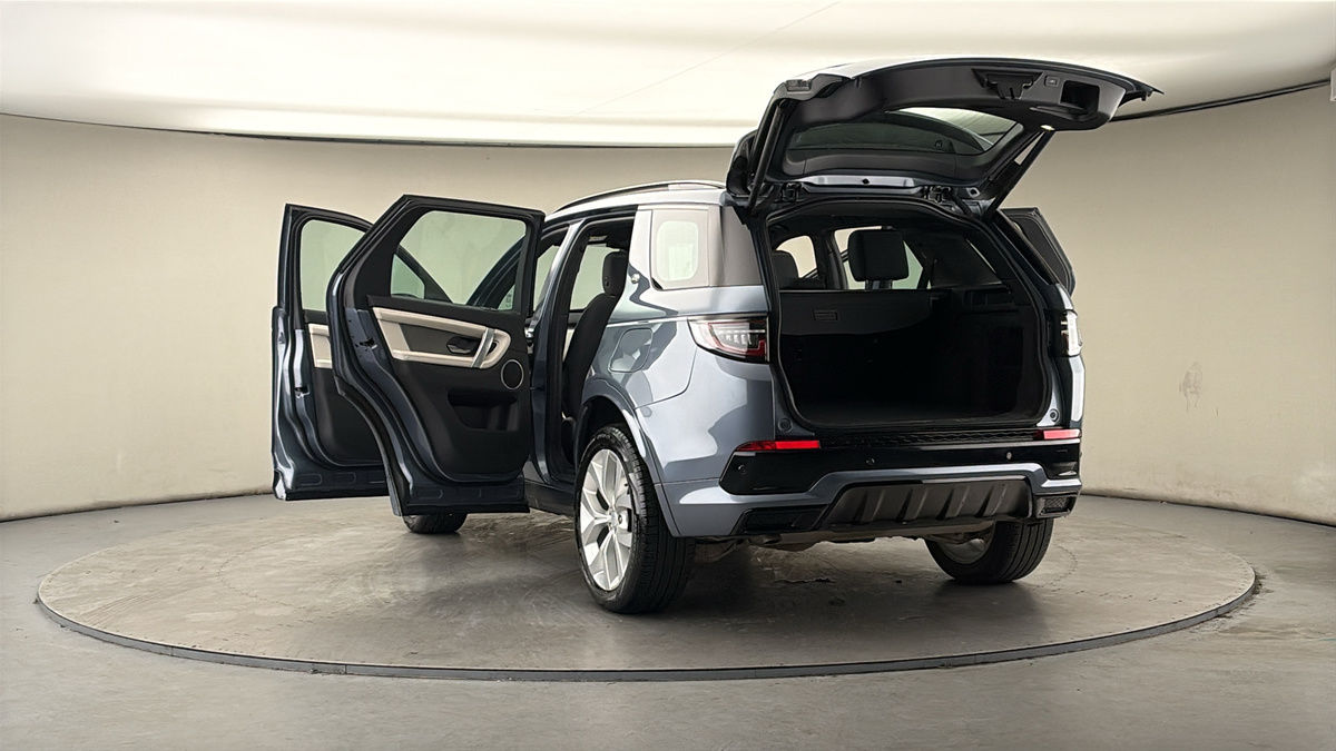 More views of Land Rover Discovery Sport