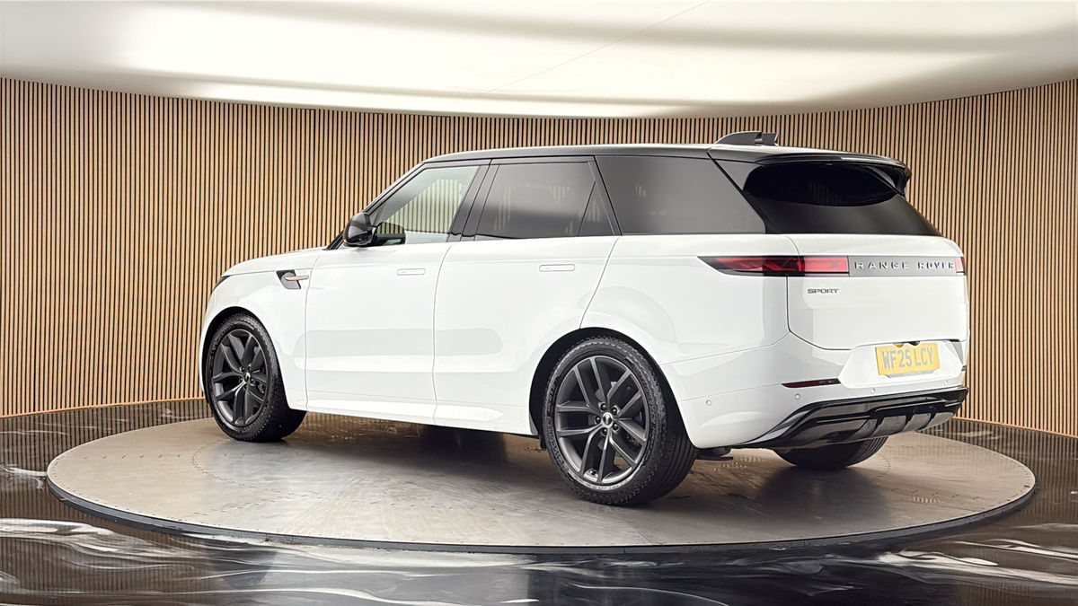 More views of Land Rover Range Rover Sport