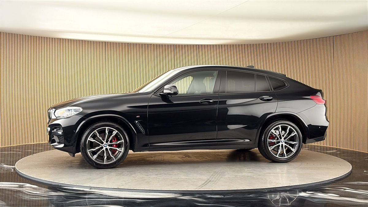 More views of BMW X4