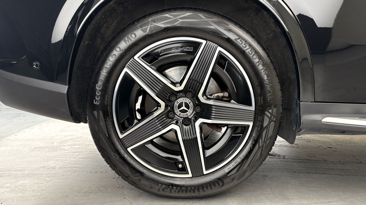 Mercedes-Benz GLC Image 10