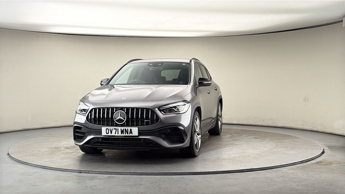 More views of Mercedes-Benz GLA