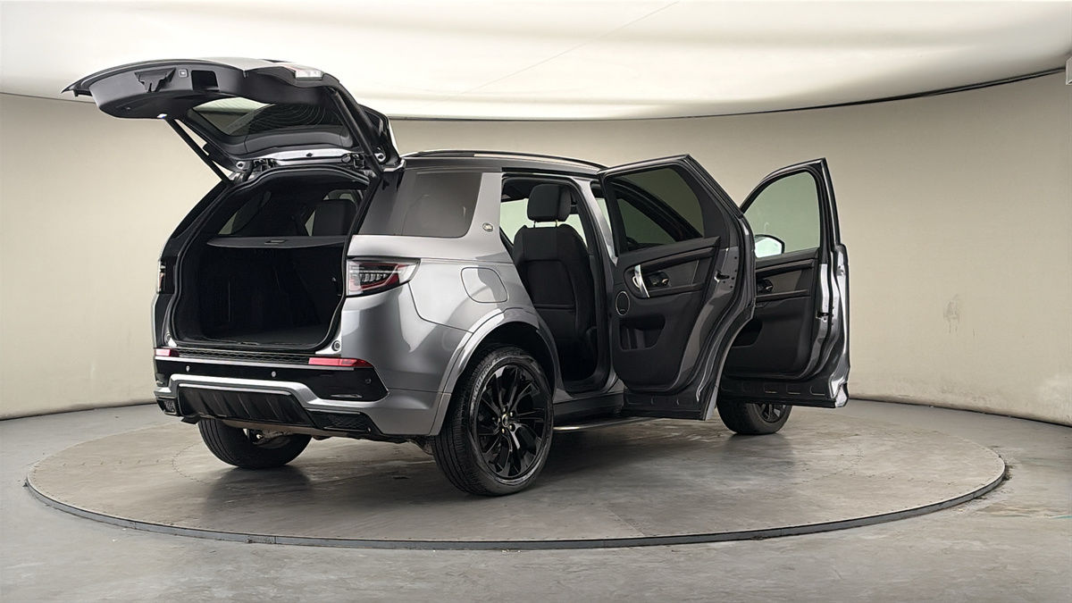 More views of Land Rover Discovery Sport