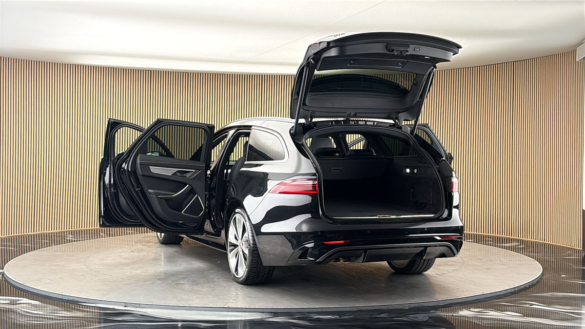 More views of Jaguar XF
