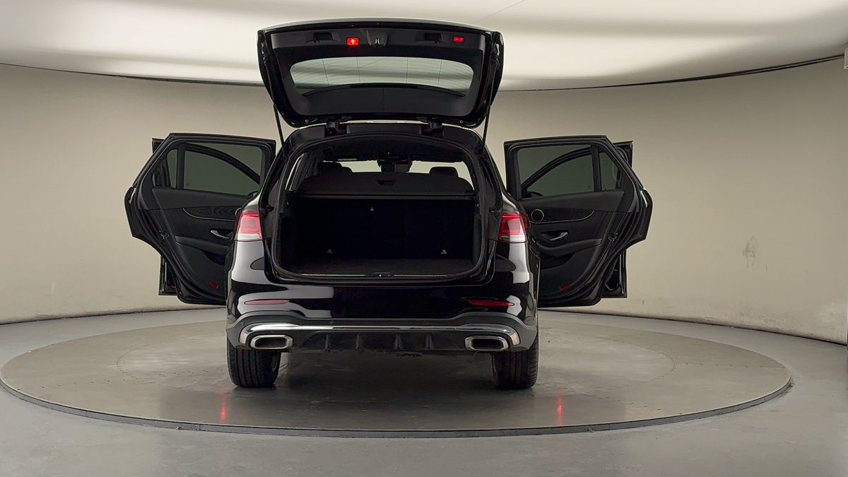 More views of Mercedes-Benz GLC