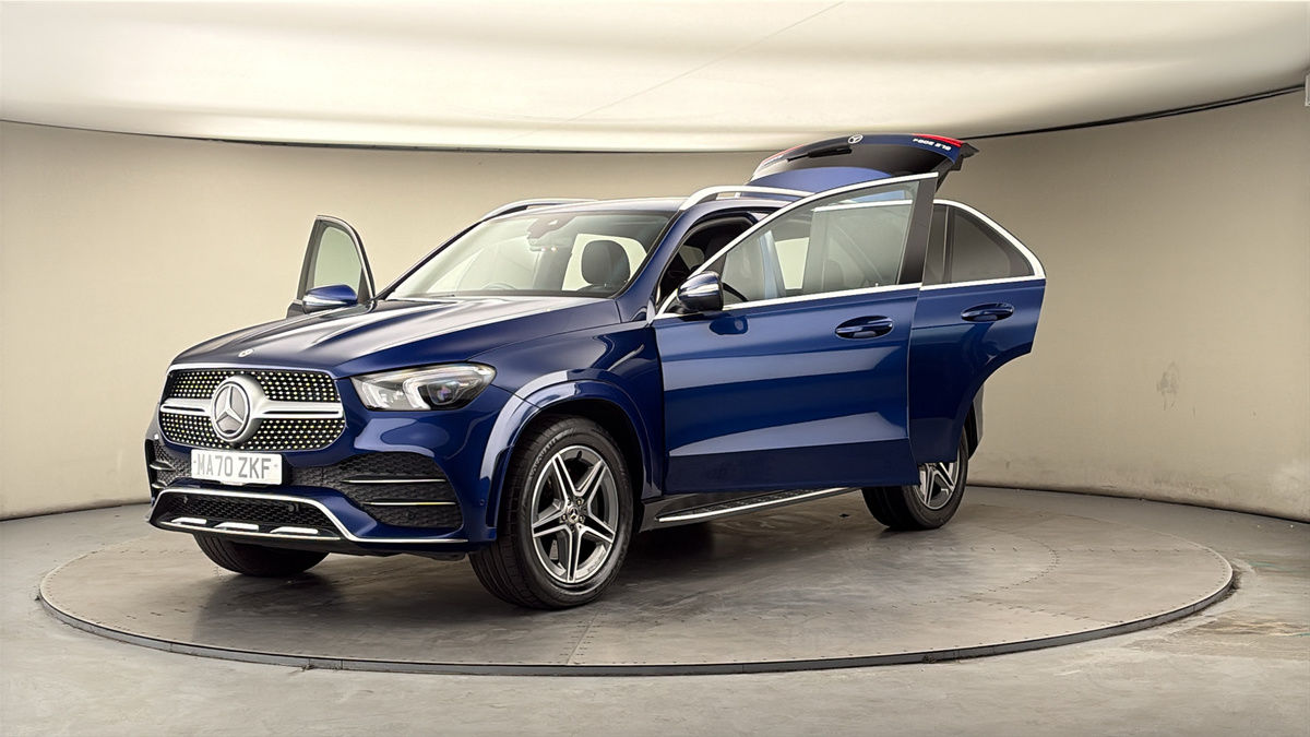 More views of Mercedes-Benz GLE