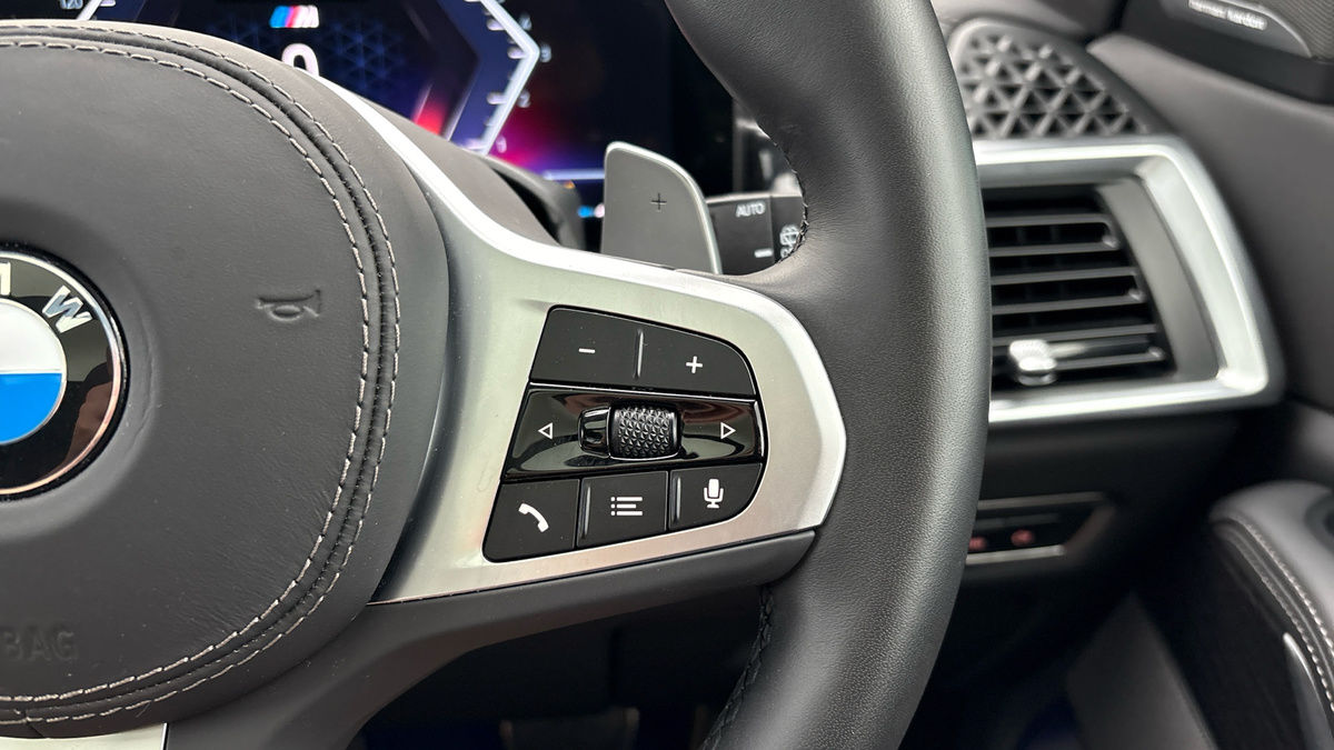 BMW X7 Image 14