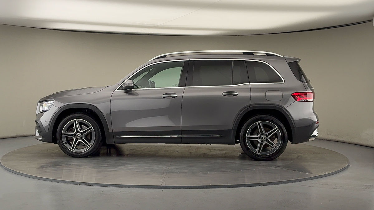 More views of Mercedes-Benz GLB