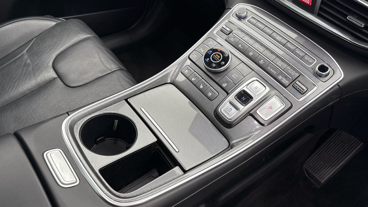 Hyundai Santa Fe Image 18