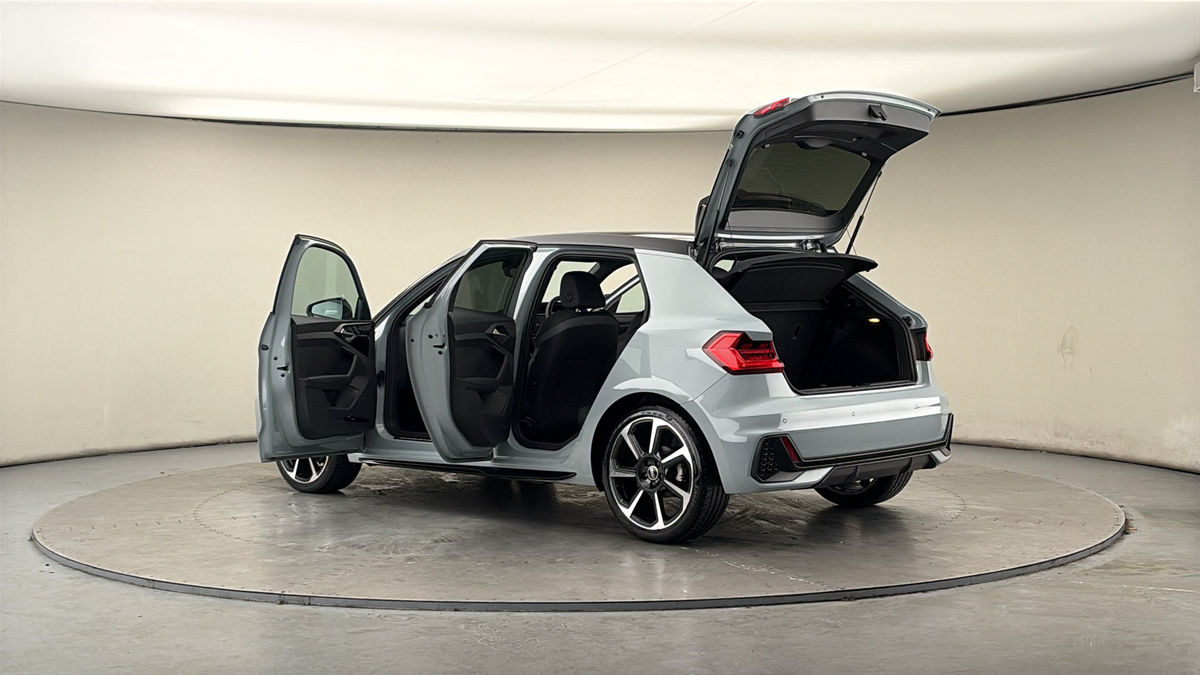 More views of Audi A1