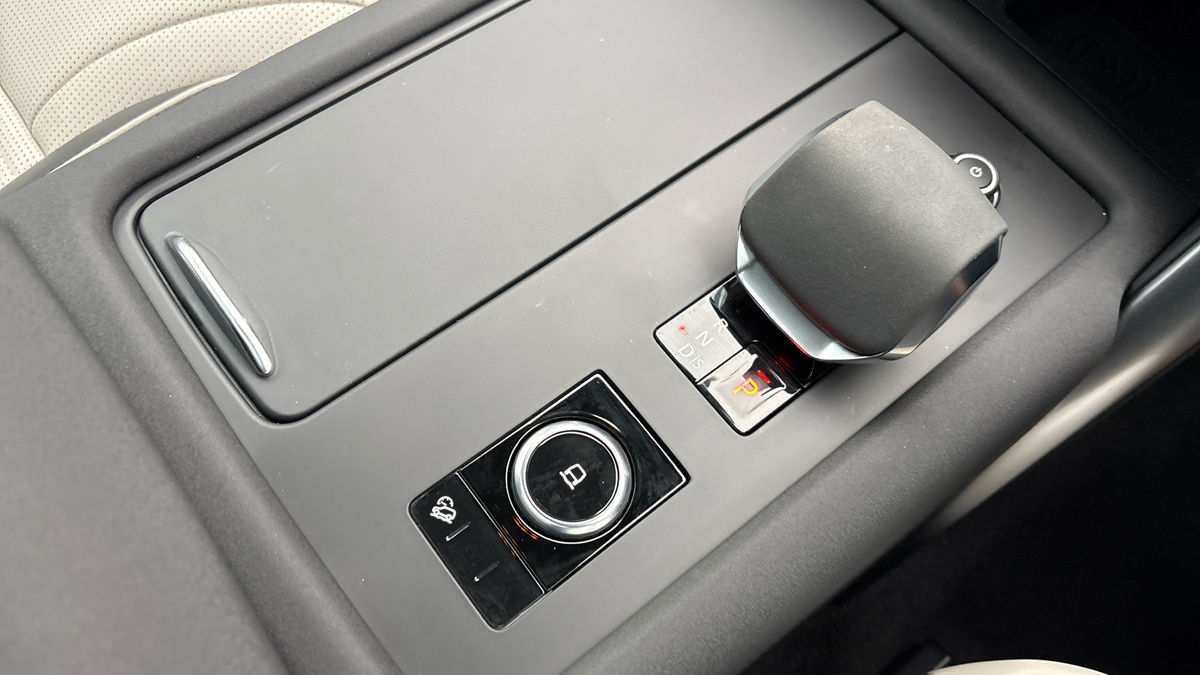 Land Rover Discovery Image 28