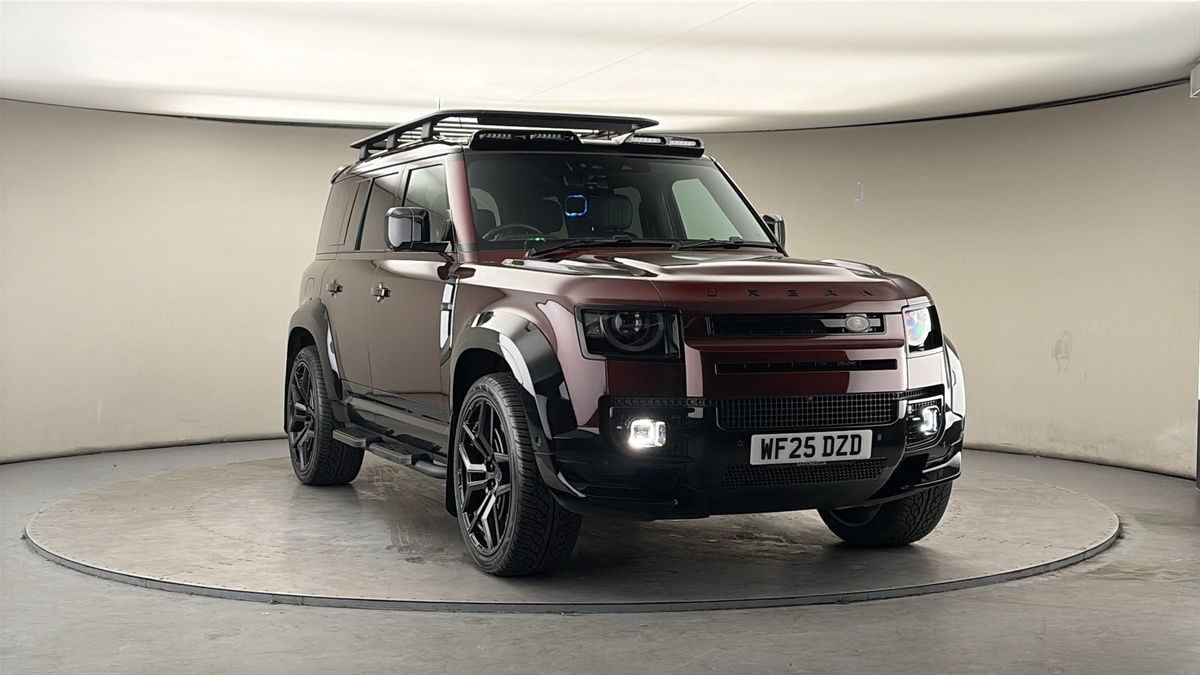 More views of Land Rover Defender 110