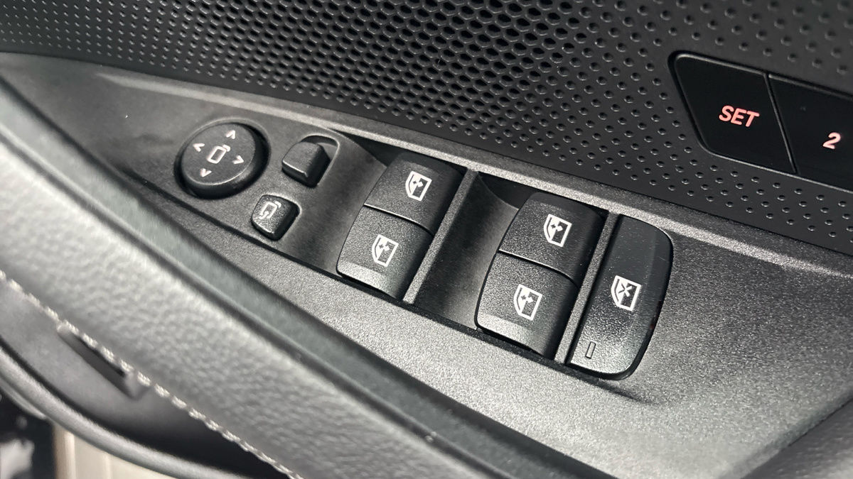 BMW i4 Image 25