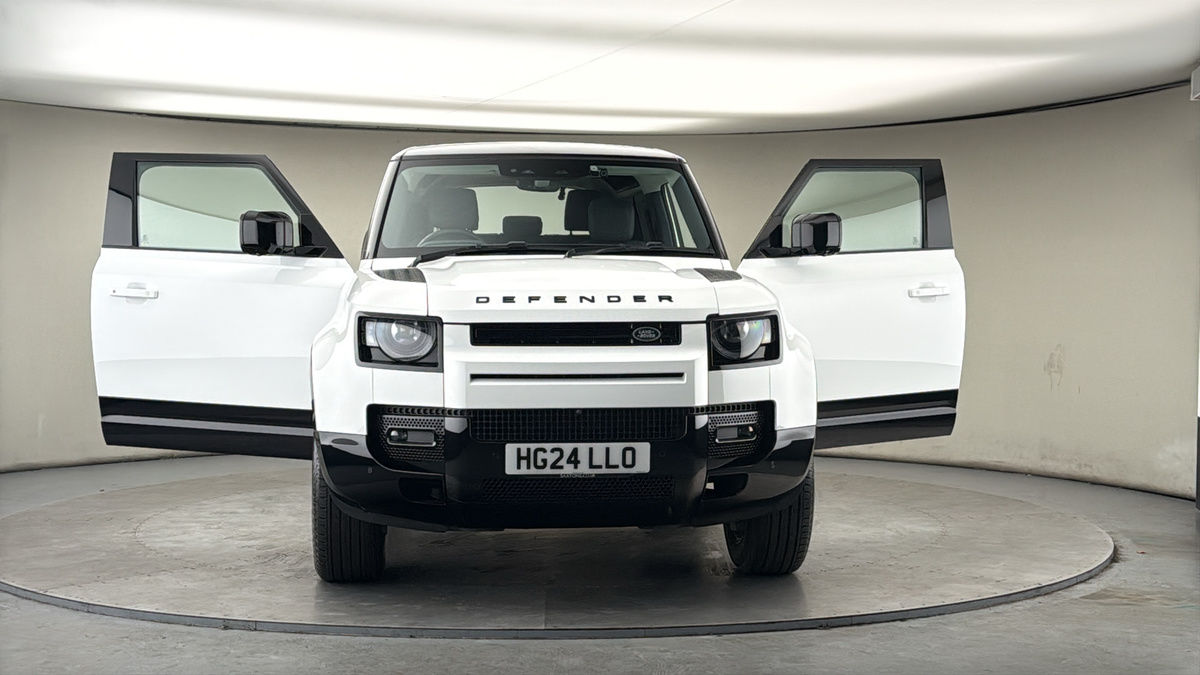 More views of Land Rover Defender 90