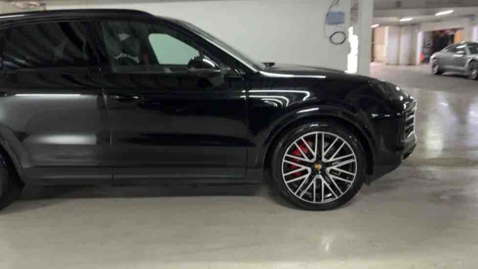 More views of Porsche Cayenne