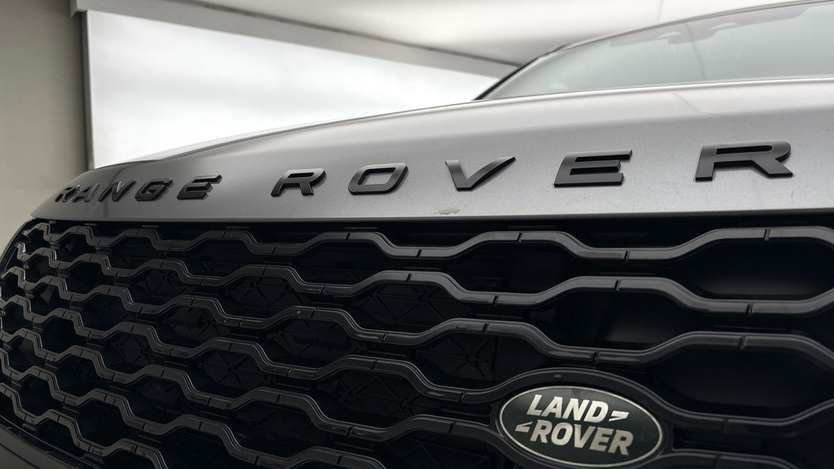 Land Rover Range Rover Velar Image 24