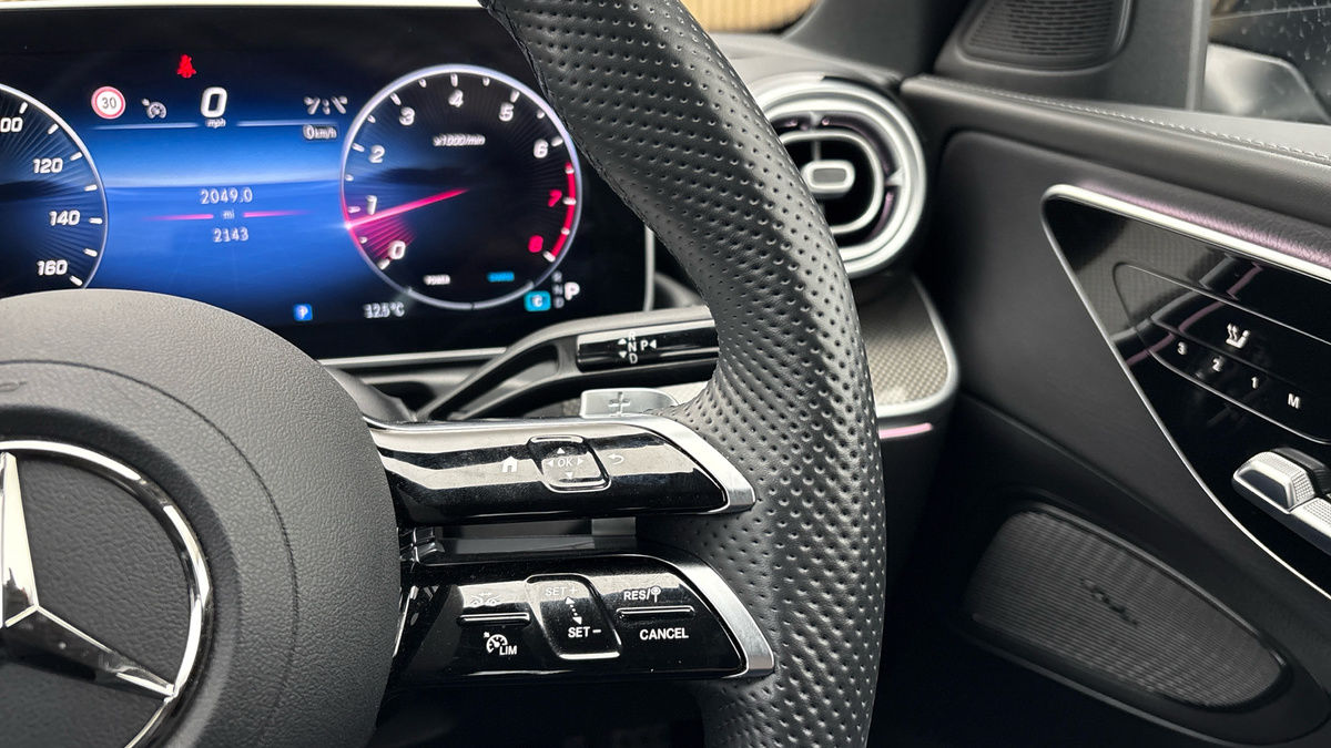 Mercedes-Benz C Class Image 14