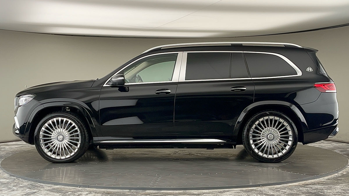 Mercedes-Benz Maybach GLS Image 15