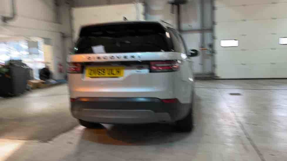 More views of Land Rover Discovery