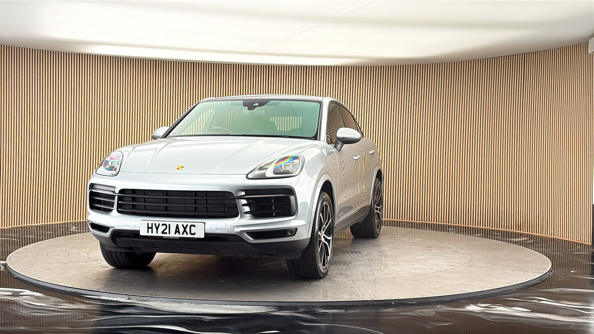 More views of Porsche Cayenne