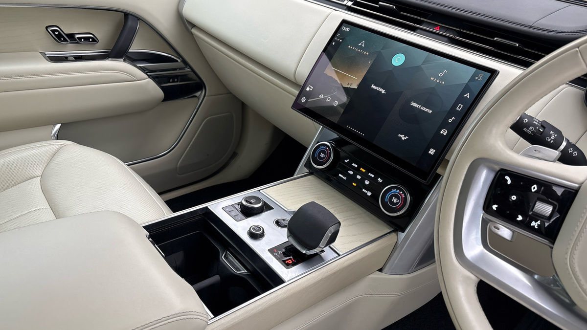 Land Rover Range Rover Image 18
