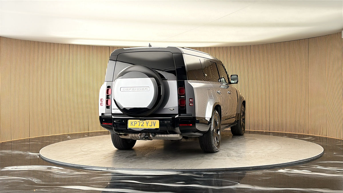 More views of Land Rover Defender 130