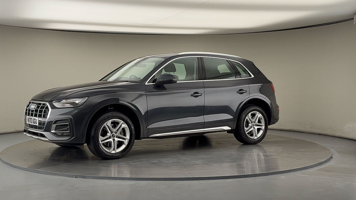 More views of Audi Q5