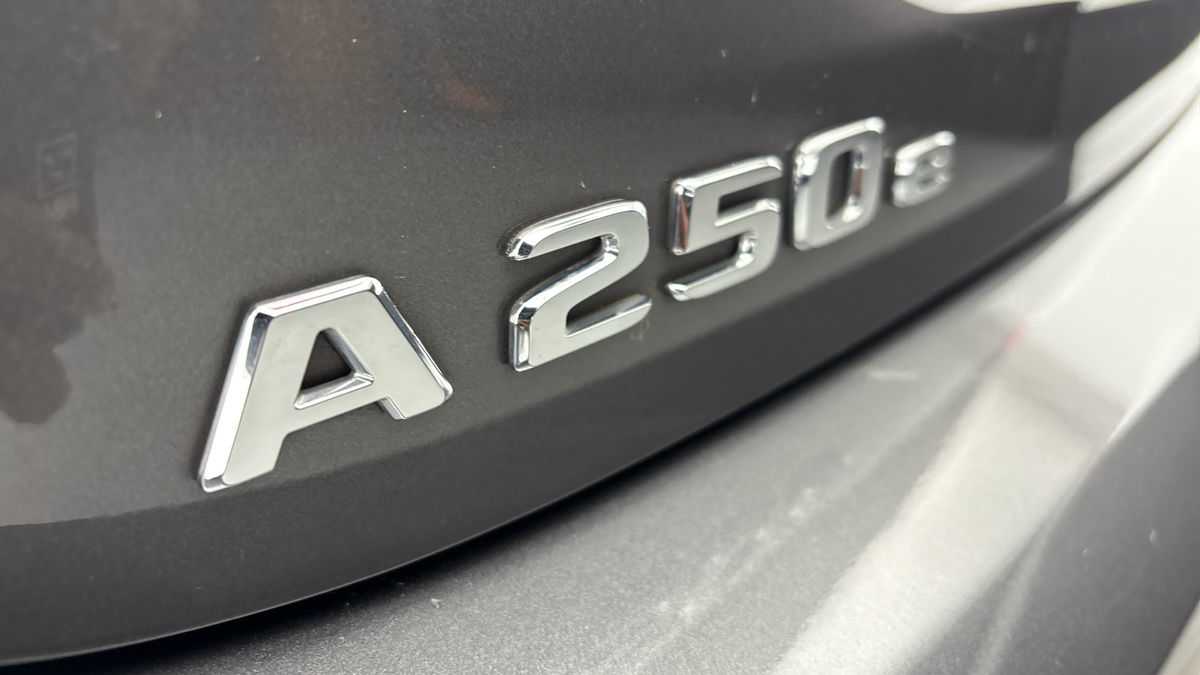 Mercedes-Benz A Class Image 26