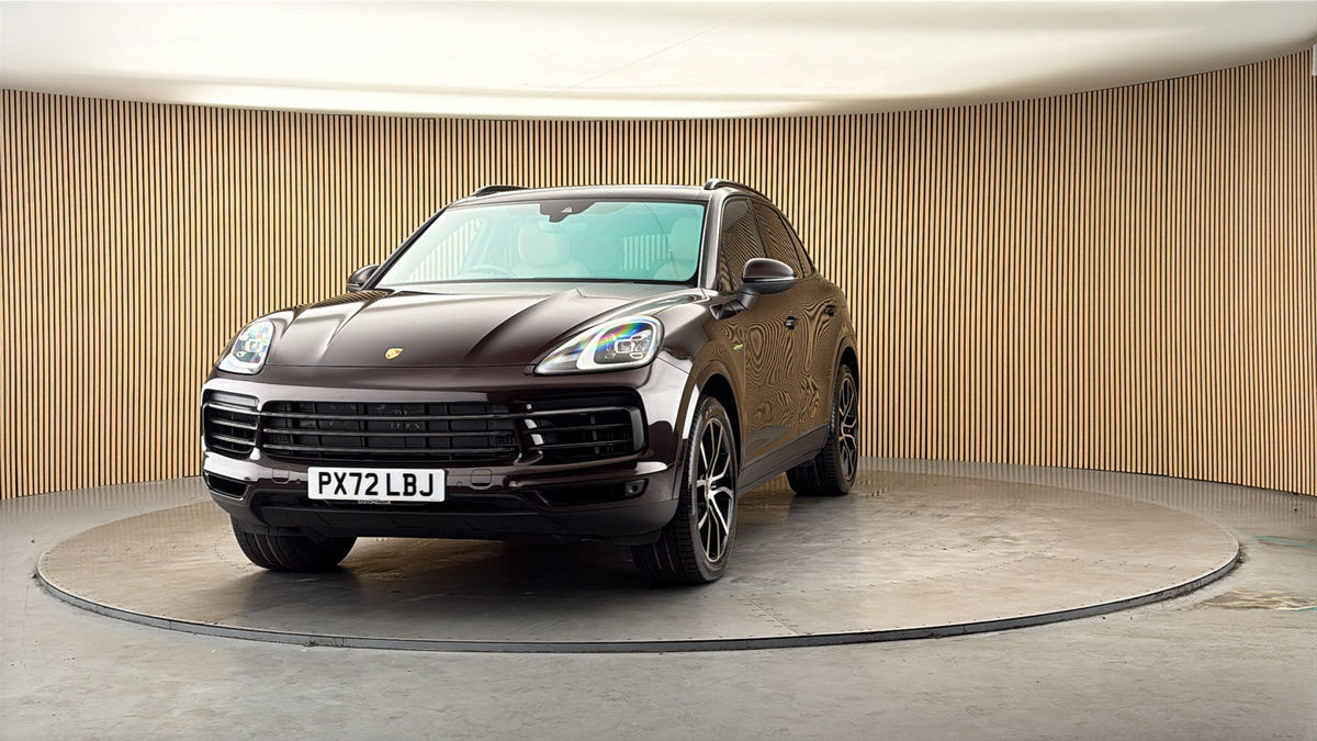 More views of Porsche Cayenne