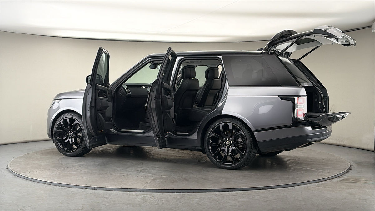 More views of Land Rover Range Rover